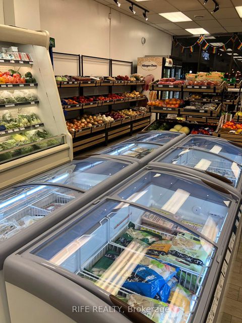 Photo 12 at 497 Church Street, Yonge Corridor, Toronto