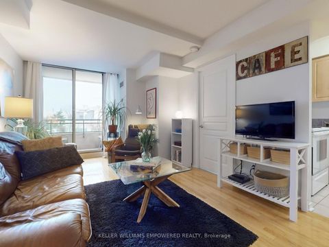 Photo 9 at 207 - 330 Red Maple Road E, Langstaff, Richmond Hill