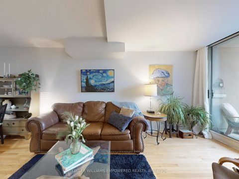 Photo 11 at 207 - 330 Red Maple Road E, Langstaff, Richmond Hill