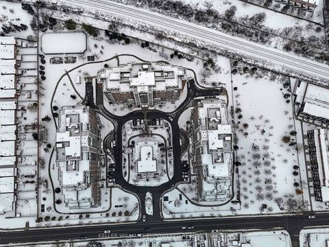 Photo 42 at 207 - 330 Red Maple Road E, Langstaff, Richmond Hill