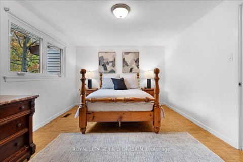 Photo 15 at 61 - 189 Springhead Gardens, North Richvale, Richmond Hill