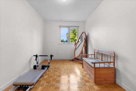 Photo 20 at 61 - 189 Springhead Gardens, North Richvale, Richmond Hill