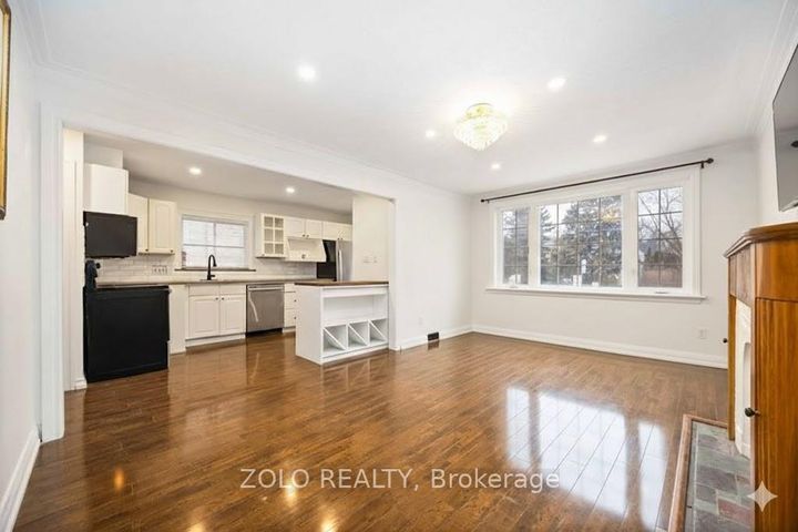 Photo 6 at 461 O'connor Drive, East York, Toronto