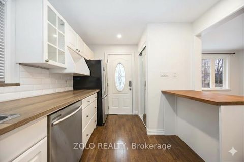Photo 2 at 461 O'connor Drive, East York, Toronto