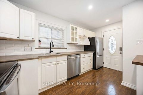 Photo 3 at 461 O'connor Drive, East York, Toronto