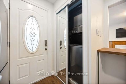 Photo 4 at 461 O'connor Drive, East York, Toronto