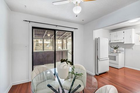 Photo 9 at 28 Wilde Place, Letitia Heights, Barrie