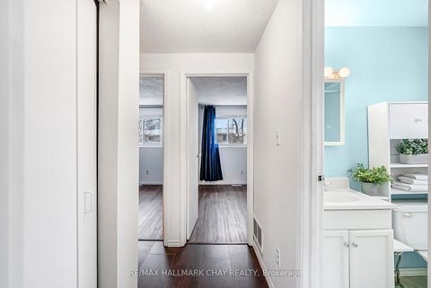 Photo 20 at 28 Wilde Place, Letitia Heights, Barrie