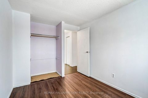 Photo 23 at 28 Wilde Place, Letitia Heights, Barrie