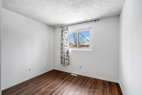 Photo 24 at 28 Wilde Place, Letitia Heights, Barrie