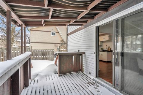 Photo 34 at 28 Wilde Place, Letitia Heights, Barrie