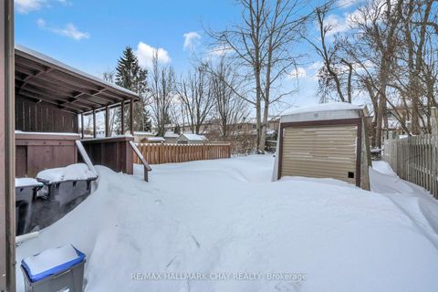 Photo 36 at 28 Wilde Place, Letitia Heights, Barrie