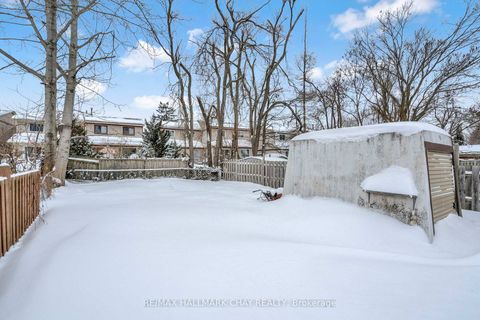 Photo 37 at 28 Wilde Place, Letitia Heights, Barrie