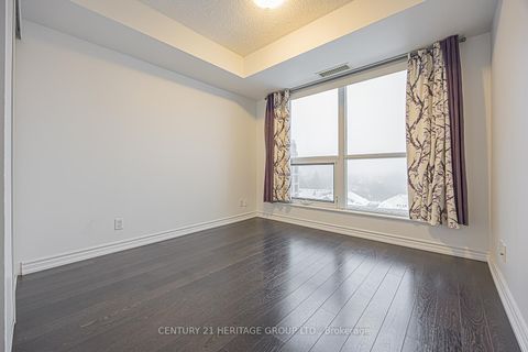 Photo 19 at 818 - 18 Harding Boulevard, Harding, Richmond Hill