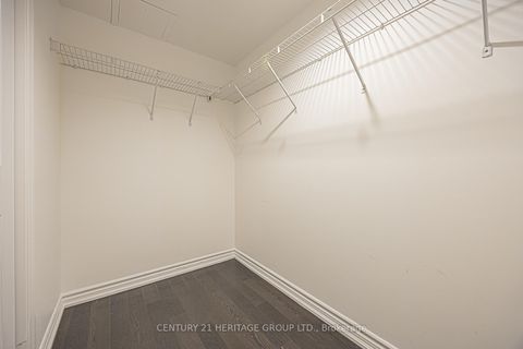 Photo 24 at 818 - 18 Harding Boulevard, Harding, Richmond Hill