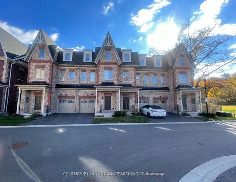 Photo 0 at 17 McConaghy Court, Maple, Vaughan