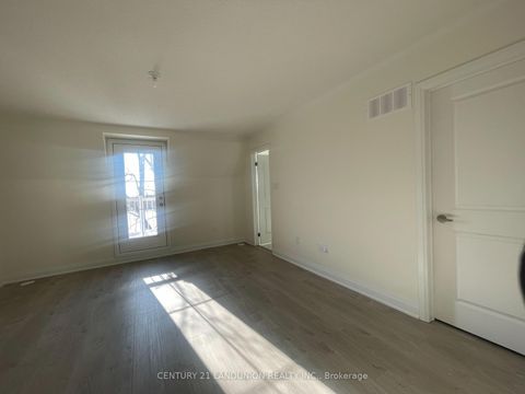 Photo 26 at 17 McConaghy Court, Maple, Vaughan