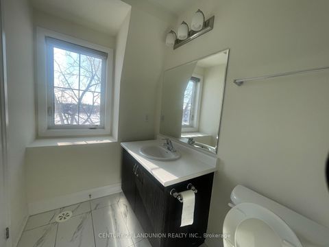 Photo 29 at 17 McConaghy Court, Maple, Vaughan