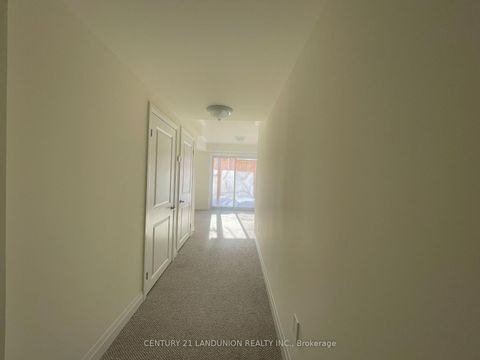 Photo 35 at 17 McConaghy Court, Maple, Vaughan