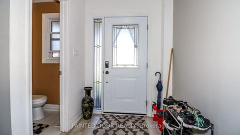 Photo 1 at 33B Cundles Road E, Cundles East, Barrie