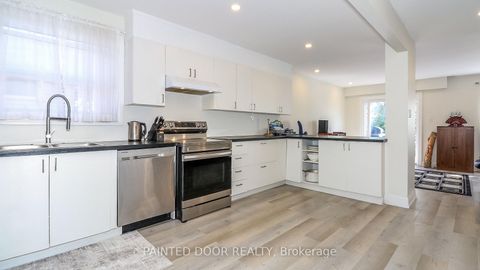 Photo 2 at 33B Cundles Road E, Cundles East, Barrie