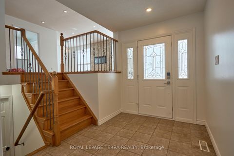 Photo 1 at 326 Little Avenue, Allandale, Barrie