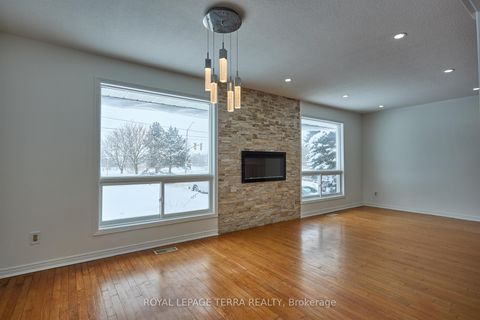 Photo 6 at 326 Little Avenue, Allandale, Barrie
