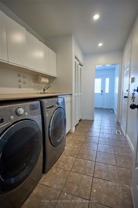 Photo 33 at 326 Little Avenue, Allandale, Barrie