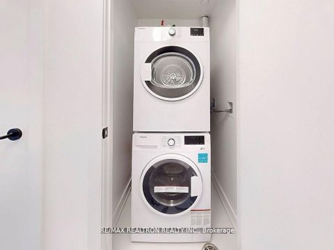 Photo 23 at 510 - 127 Broadway Avenue, Mount Pleasant West, Toronto