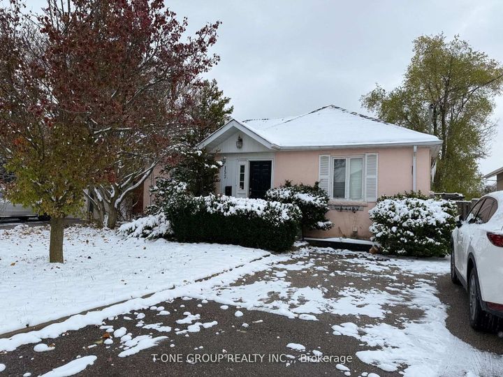 Photo 0 at 153 Connaught Avenue, Newtonbrook West, Toronto