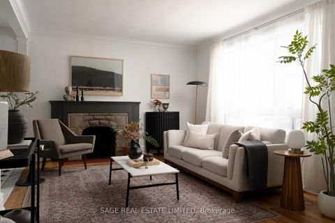 Photo 2 at 195 Clearbrooke Circle, Kipling, Toronto