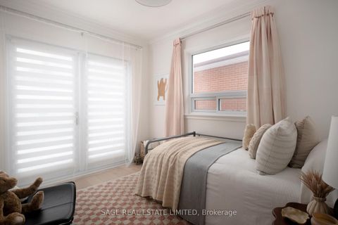 Photo 18 at 195 Clearbrooke Circle, Kipling, Toronto