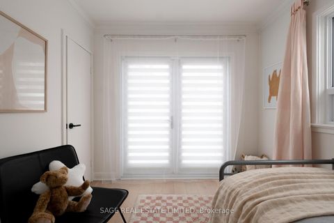 Photo 19 at 195 Clearbrooke Circle, Kipling, Toronto