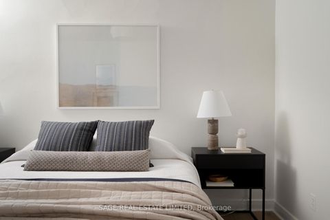 Photo 22 at 195 Clearbrooke Circle, Kipling, Toronto