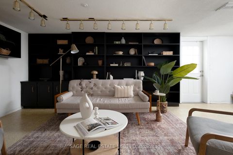 Photo 28 at 195 Clearbrooke Circle, Kipling, Toronto