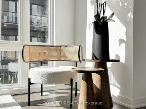 Photo 5 at 1009 - 14 David Eyer Road, Rural Richmond Hill, Richmond Hill