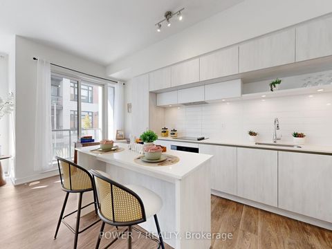 Photo 7 at 1009 - 14 David Eyer Road, Rural Richmond Hill, Richmond Hill