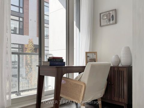 Photo 14 at 1009 - 14 David Eyer Road, Rural Richmond Hill, Richmond Hill