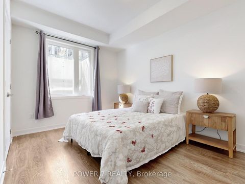 Photo 16 at 1009 - 14 David Eyer Road, Rural Richmond Hill, Richmond Hill