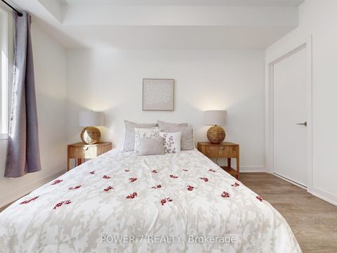 Photo 17 at 1009 - 14 David Eyer Road, Rural Richmond Hill, Richmond Hill