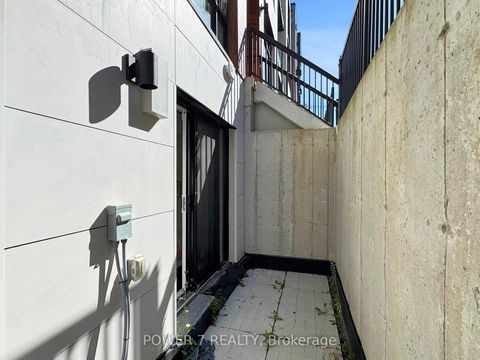 Photo 28 at 1009 - 14 David Eyer Road, Rural Richmond Hill, Richmond Hill