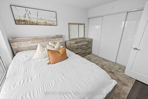 Photo 17 at 619 - 275 VILLAGE GREEN Square, Malvern West, Toronto