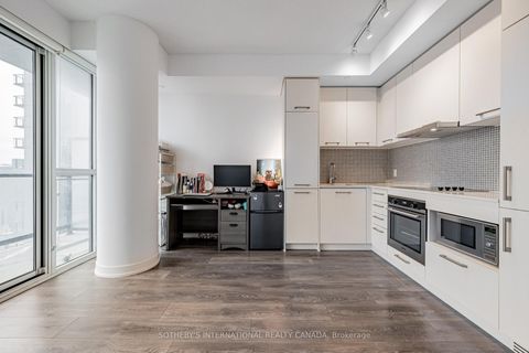 Photo 11 at 4308 - 87 Peter Street, Waterfront Communities C1, Toronto