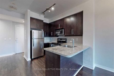 Photo 6 at 218 - 2885 Bayview Avenue, Bayview Village, Toronto