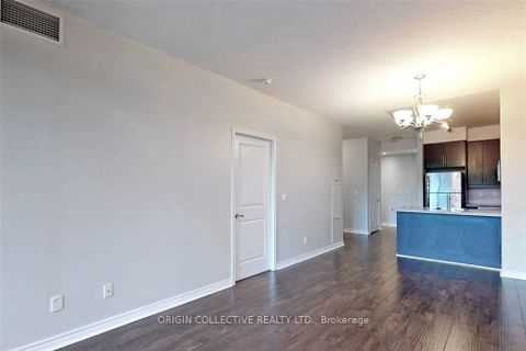 Photo 19 at 218 - 2885 Bayview Avenue, Bayview Village, Toronto