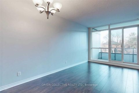 Photo 22 at 218 - 2885 Bayview Avenue, Bayview Village, Toronto