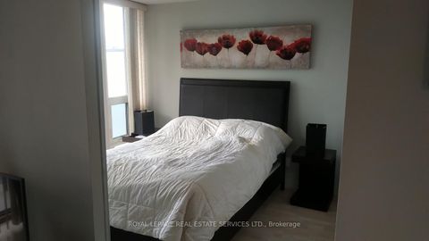 Photo 5 at 1629 - 126 Simcoe Street, Waterfront Communities C1, Toronto