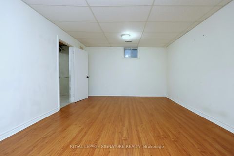 Photo 35 at 5 - 160 Carsbrooke Road, Etobicoke West Mall, Toronto