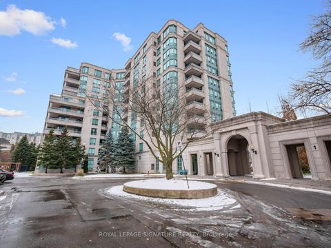 Photo 32 at 102 - 5 Emerald Lane, Yorkhill, Vaughan