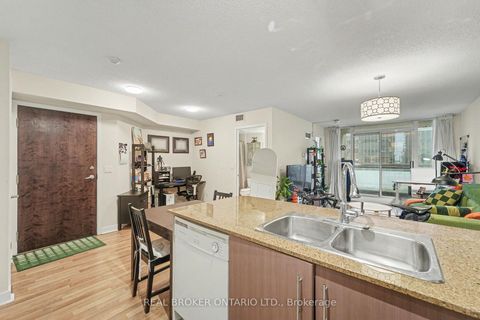 Photo 9 at 911 - 12 Yonge Street, Waterfront Communities C1, Toronto